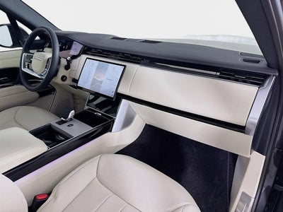 2026 Land Rover Range Rover SE