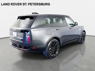 2026 Land Rover Range Rover SE