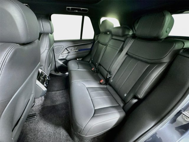 2026 Land Rover Range Rover SE