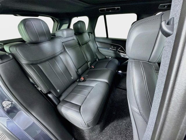 2026 Land Rover Range Rover SE