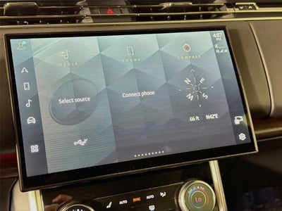 2023 Land Rover Range Rover SE