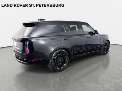 2025 Land Rover Range Rover SE