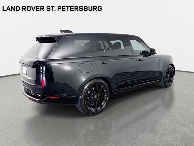 2025 Land Rover Range Rover SE