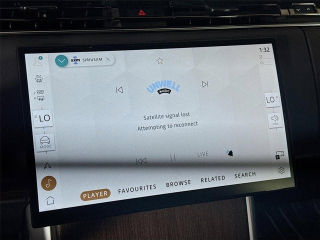 2025 Land Rover Range Rover SE
