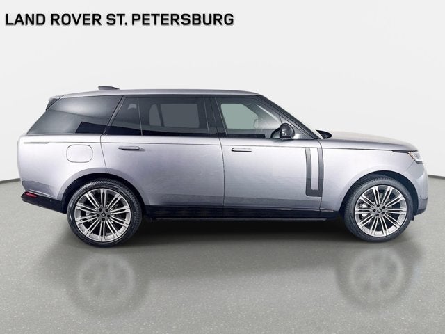 2025 Land Rover Range Rover SE