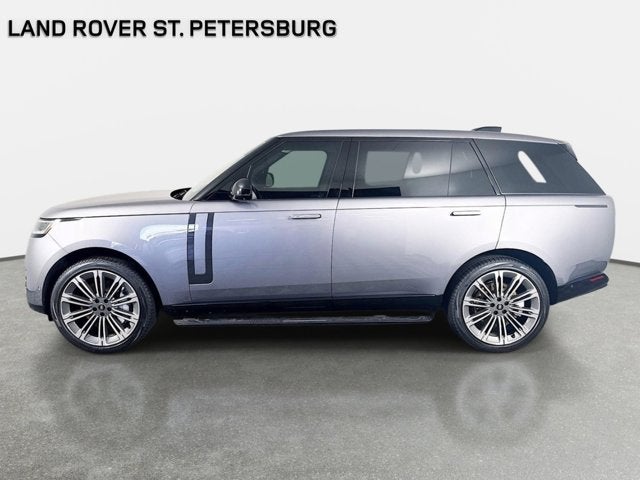 2025 Land Rover Range Rover SE