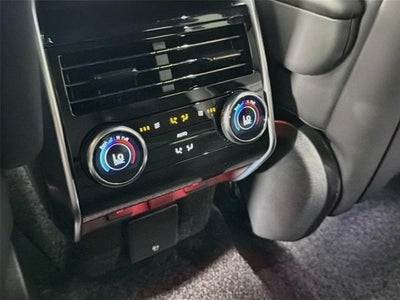 2026 Land Rover Range Rover SE