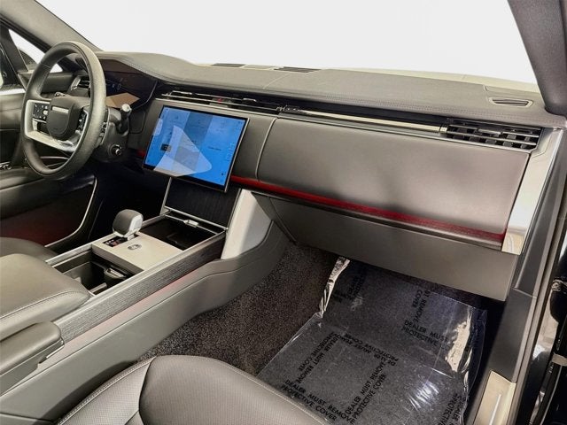 2026 Land Rover Range Rover SE