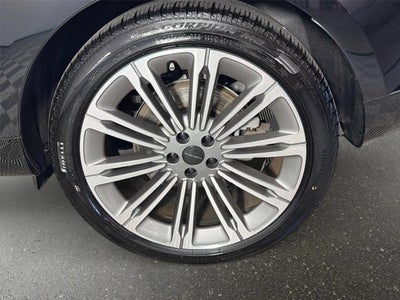 2026 Land Rover Range Rover SE