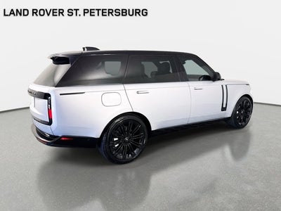 2023 Land Rover Range Rover SE