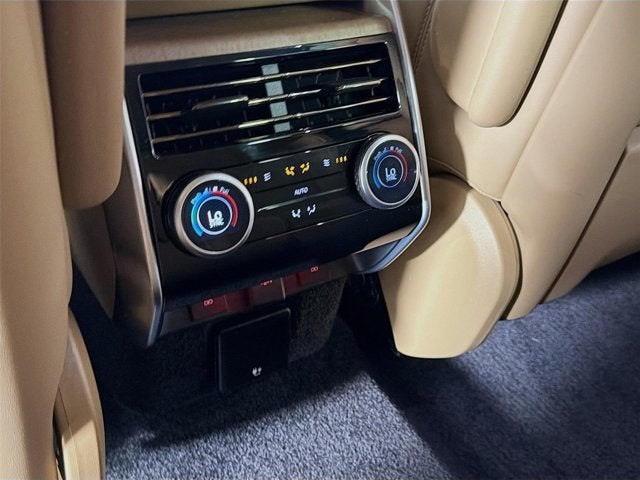 2024 Land Rover Range Rover SE