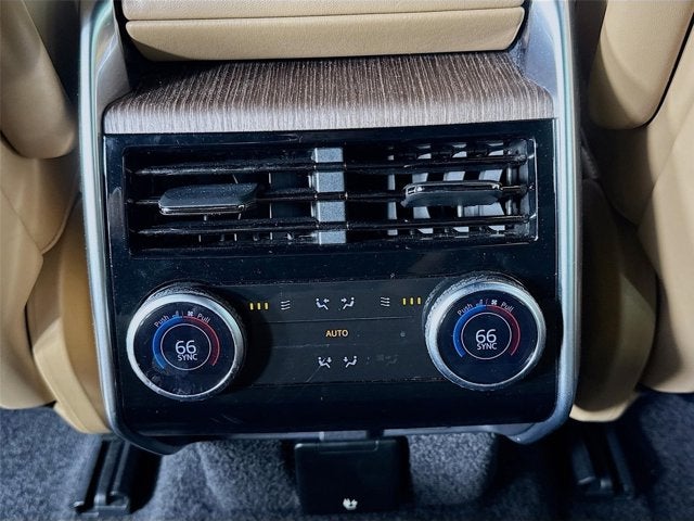 2024 Land Rover Range Rover SE