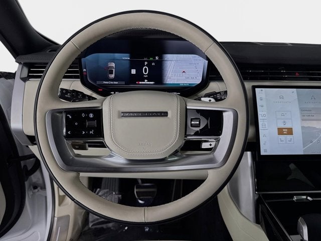 2025 Land Rover Range Rover SE