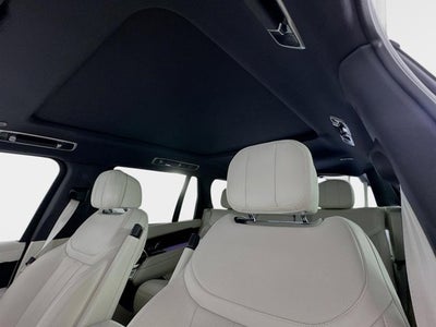 2025 Land Rover Range Rover SE