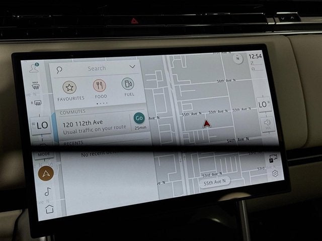 2025 Land Rover Range Rover SE