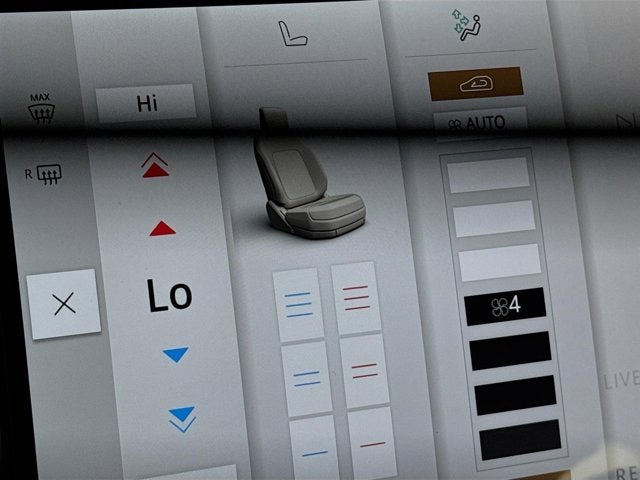 2025 Land Rover Range Rover SE