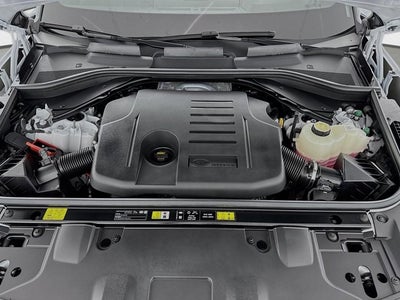 2025 Land Rover Range Rover SE