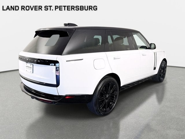 2025 Land Rover Range Rover SE