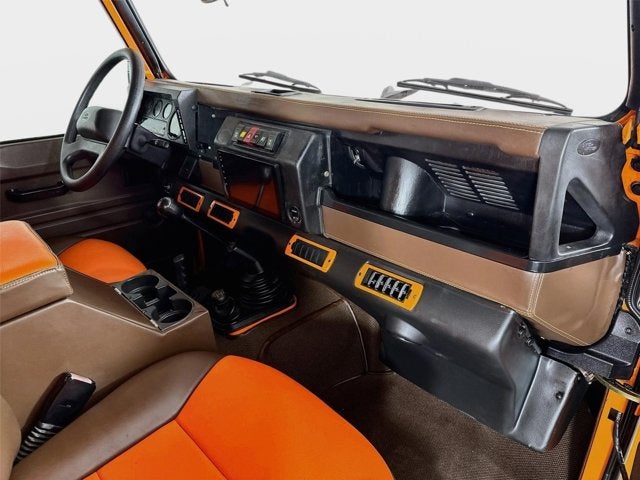 1992 Land Rover Defender 110 Base