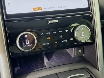 2024 Land Rover Discovery S