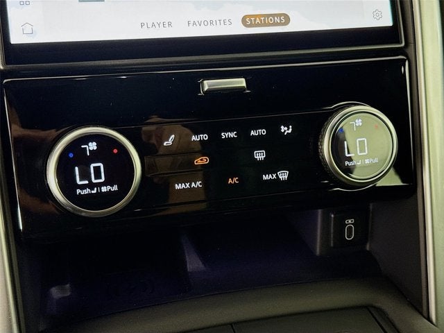2026 Land Rover Discovery S