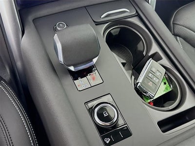 2026 Land Rover Discovery S
