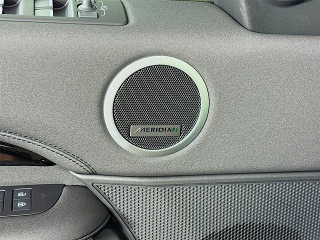 2026 Land Rover Discovery S