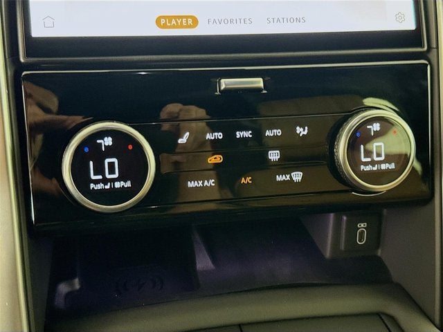2026 Land Rover Discovery Dynamic SE