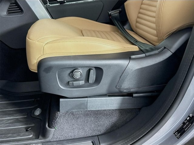 2026 Land Rover Discovery Dynamic SE