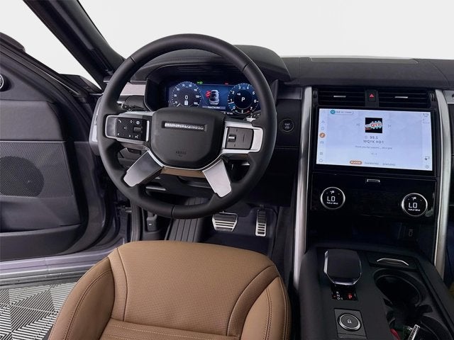 2026 Land Rover Discovery Dynamic SE