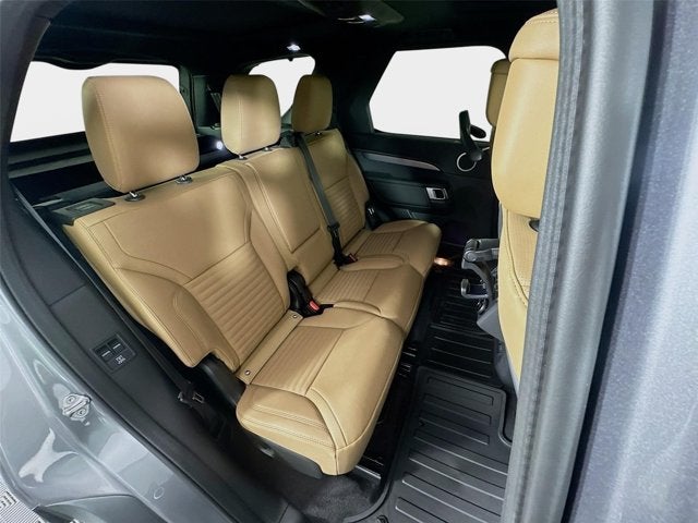 2026 Land Rover Discovery Dynamic SE