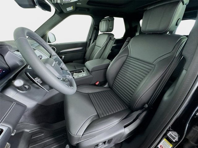 2026 Land Rover Discovery Dynamic SE
