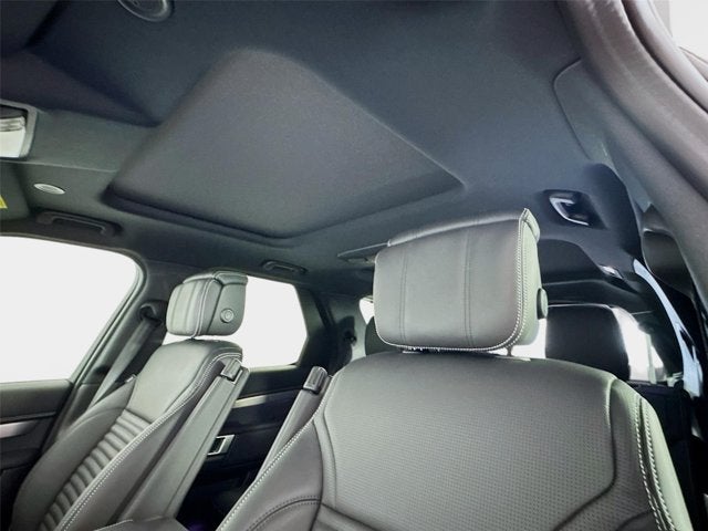 2026 Land Rover Discovery Dynamic SE