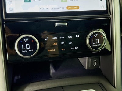 2026 Land Rover Discovery Dynamic SE