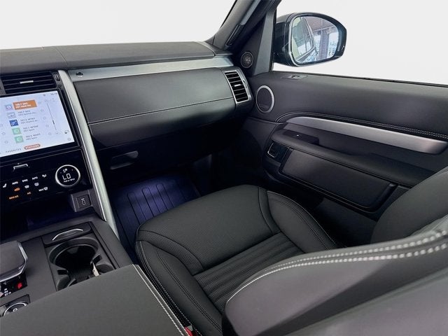 2026 Land Rover Discovery Dynamic SE
