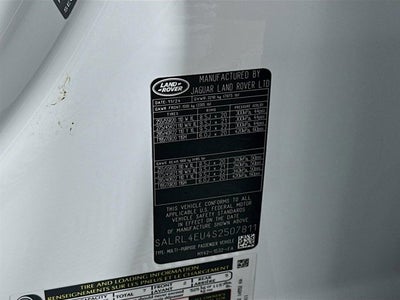 2025 Land Rover Discovery Dynamic SE