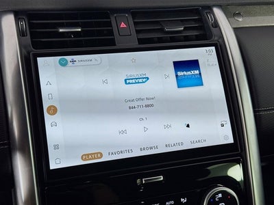 2023 Land Rover Discovery Metropolitan Edition