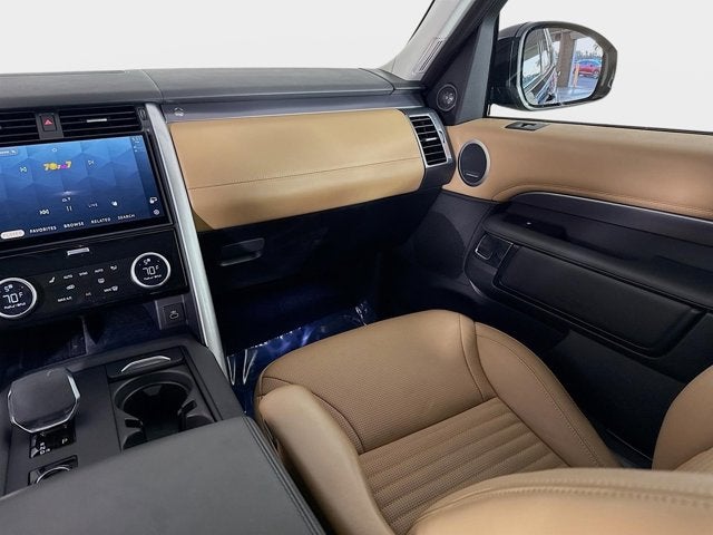 2025 Land Rover Discovery Metropolitan Edition