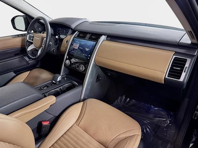 2025 Land Rover Discovery Metropolitan Edition