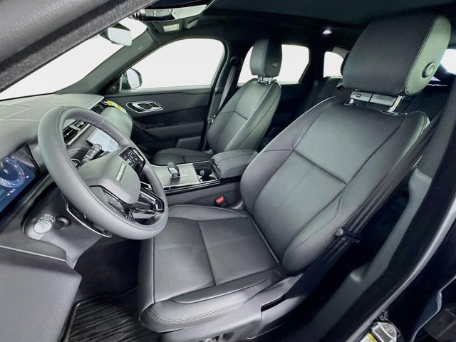 2026 Land Rover Range Rover Velar Dynamic SE