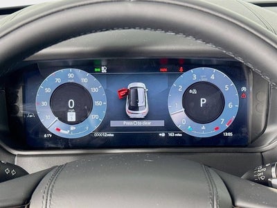 2026 Land Rover Range Rover Velar Dynamic SE