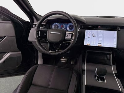 2026 Land Rover Range Rover Velar Dynamic SE
