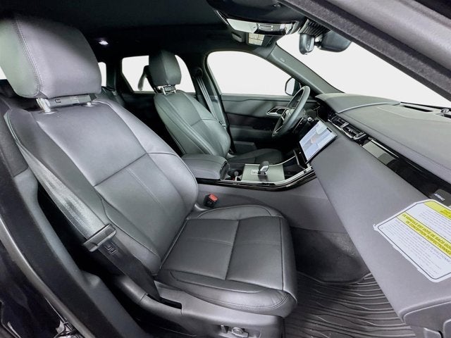 2026 Land Rover Range Rover Velar Dynamic SE
