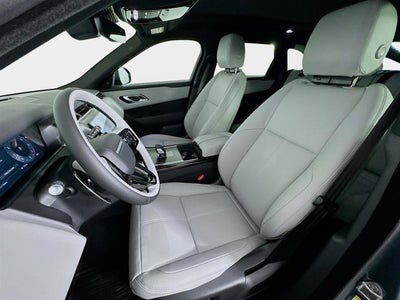 2026 Land Rover Range Rover Velar Dynamic SE