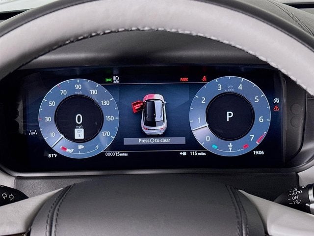 2026 Land Rover Range Rover Velar Dynamic SE