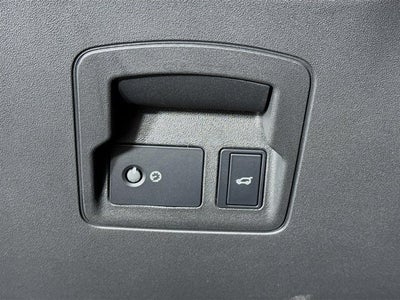 2026 Land Rover Range Rover Velar Dynamic SE