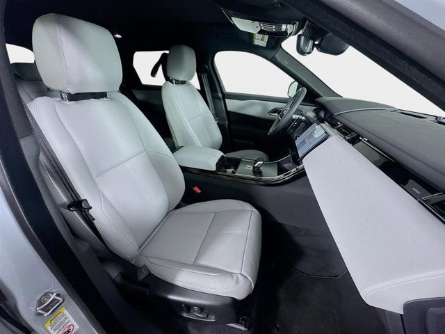 2026 Land Rover Range Rover Velar Dynamic SE