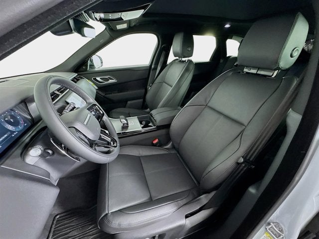 2026 Land Rover Range Rover Velar Dynamic SE