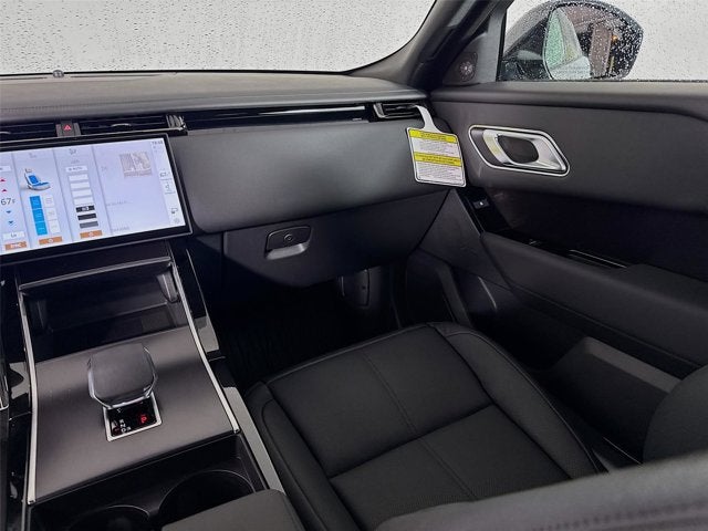 2026 Land Rover Range Rover Velar Dynamic SE