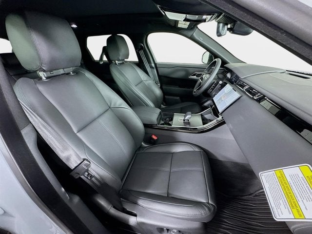 2026 Land Rover Range Rover Velar Dynamic SE